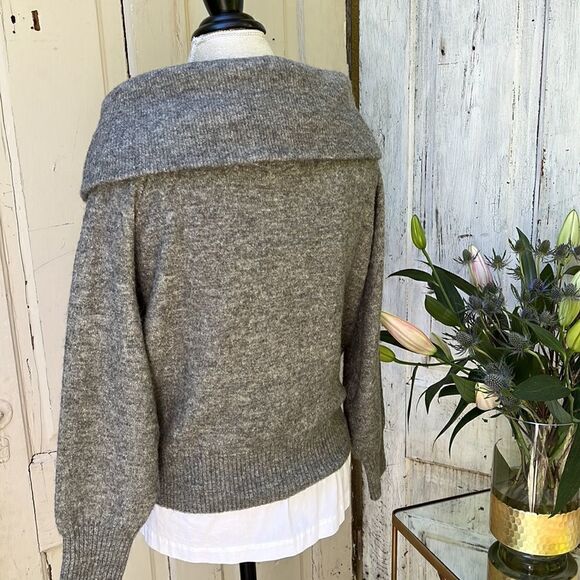 H&M, HEATHER GRAY SWEATER  BNWT Size S - Picture 5 of 9